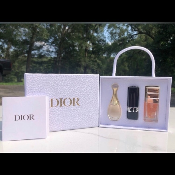 Dior Gift Set - Picture 3 of 3